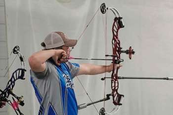 Supplied photo
Austin Taylor, a Kildonan-East Collegiate grad attending Lindsey Wilson College in Columbia, Ky., is one of the top young archers.