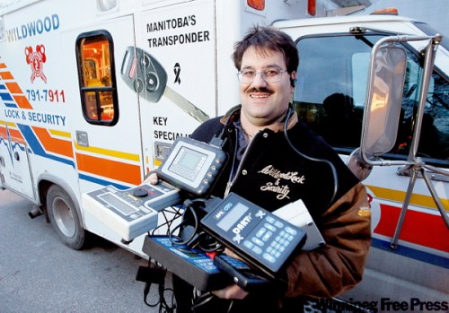 BORIS.MINKEVICH@FREEPRESS.MB.CA
Locksmith Darren Ingleson with the former ambulance he's converted into his 'office on wheels,' and other tools of his unique trade.