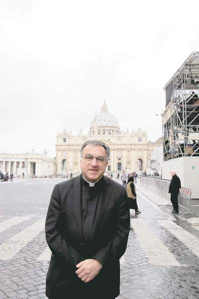 Paul Haring / Catholic News Service
The experience of being the English spokesman for the Vatican press office during 30 crazy days in February and March has convinced Father Thomas Rosica of the value of more contact with journalists, not less.