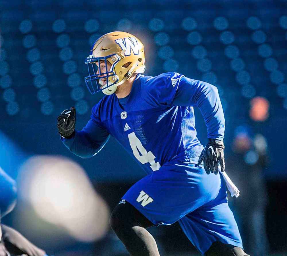 MIKAELA MACKENZIE / WINNIPEG FREE PRESS FILES
Bombers middle linebacker Adam Bighill didn't play the final series against Saskatchewan Sunday leading to speculation of an injury.