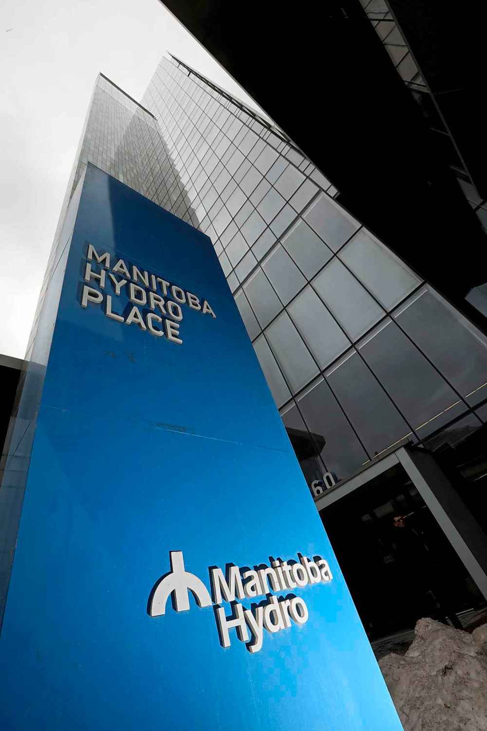 RUTH BONNEVILLE  /  WINNIPEG FREE PRESS FILES
SaskPower says the deal with Manitoba Hydro will help the corporation meet its commitment to reducing its greenhouse gas emissions by 40 per cent (compared with 2005 levels) by 2030.