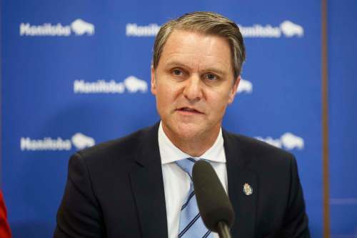 The province will continue to index both the basic personal exemption and the various tax brackets to inflation, but the combined savings for 2017 will work out to $71 for people earning the most. (Mike Deal / Winnipeg Free Press)