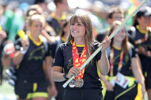 TREVOR HAGAN / WINNIPEG FREE PRESS
Flag-bearer Maddy Mitchell at the closing ceremonies.