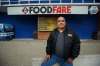 MIKE DEAL / WINNIPEG FREE PRESS
Munther Zeid at his Food Fare location at 2285 Portage Avenue.