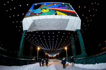 Lights and ice prove to be a winning combination at The Forks during the winter months. (John Woods / Winnipeg Free Press files)