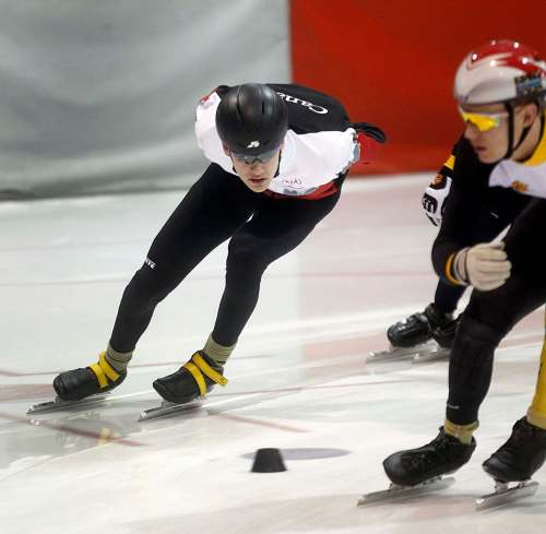 PHIL HOSSACK / WINNIPEG FREE PRESS FILES
Tyson Langelaar, left, who turned 20 on Sunday, celebrated his birthday weekend in style by winning two gold medals for Team Manitoba at the Canada Winter Games in Red Deer, Alta.