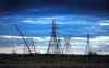 Marc Gallant / Winnipeg Free Press. Local- FILE STOCK. Hydro line towers being constructed in Winnipeg. 070328.