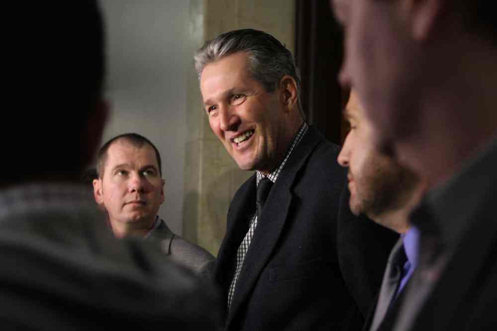 McPhillips MLA Shannon Martin (left) and Premier Brian Pallister.  (Ruth Bonneville / Winnipeg Free Press files)