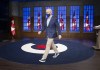 Conservative Leader Erin O'Toole leaves after his news conference 23, 2021 in Ottawa. A&nbsp;day after throwing a line to private-sector union workers, Conservative Leader Erin O'Toole is digging in against what he calls 