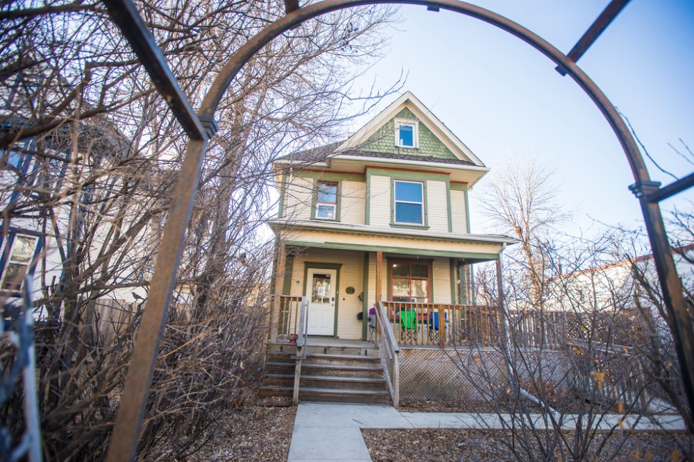 Velma’s House serves women, and those who identify as women, some who havee experienced violence, exploitation and/or homelessness. (Mikaela MacKenzie / Winnipeg Free Press files)