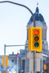 MIKAELA MACKENZIE / WINNIPEG FREE PRESS

A traffic light on the north median (facing southbound traffic) of Osborne Street and St. Mary Avenue in Winnipeg on Thursday, Feb. 17, 2022. For Ryan Thorpe story.
Winnipeg Free Press 2022.