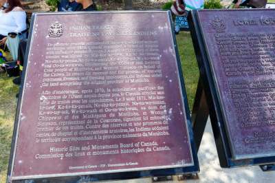 JESSE BOILY / WINNIPEG FREE PRESS
Plaques at Lower Fort Garry commemorate the signing of Treaty 1 in 1871.