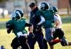 Kelsey McKay coaching football at Vincent Massey Collegiate in 2009. (Boris Minkevich / Winnipeg Free Press files)