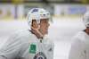 The Jets wanted Samberg to turn pro last summer, but he opted to return to school for another year. (Mike Deal / Winnipeg Free Press files)