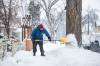 MIKAELA MACKENZIE / WINNIPEG FREE PRESS
Chantale Garand is offering free snow shovelling service to neighbours who are unable to clear snow themselves.