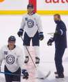 MIKE DEAL / WINNIPEG FREE PRESS files
Winnipeg Jets head coach Paul Maurice, coaching up forward Nikolaj Ehlers., seems to be safe for now.