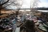 JOHN WOODS / WINNIPEG FREE PRESS
Squatter garbage under a walkway in St Vital along the Red River in Winnipeg Tuesday.