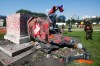 JOHN WOODS / WINNIPEG FREE PRESS
Statues of Queen Victoria and Elizabeth were toppled at the Manitoba legislature on Canada Day by protesters upset over residential-school burial sites. (John Woods / Winnipeg Free Press files)