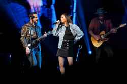 JOHN WOODS / WINNIPEG FREE PRESS
JOHN WOODS / WINNIPEG FREE PRESS
Little Big Town performs at a downtown arena in Winnipeg Tuesday, February 19, 2019.