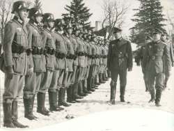 Winnipeg Free Press Archives
Men portraying Nazi officers inspect mock German troops at Lower Fort Garry.