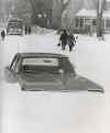 Cars buried by snow. (Gerry Cairns / Winnipeg Free Press Archives)