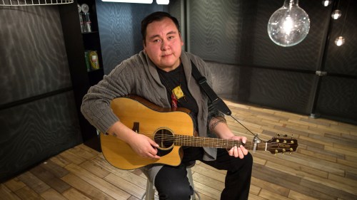 MIKE DEAL / WINNIPEG FREE PRESS
MIKE DEAL / WINNIPEG FREE PRESS
William Prince, singer-songwriter, performs at HUT K for a Winnipeg Free Press Exchange Sessions video.
161123 - Wednesday November 23, 2016