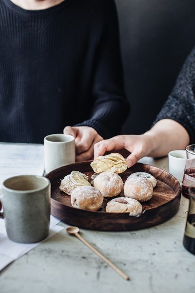 From coffee and amaretti cookies, to chocolate dipped ripple chips, a well balanced dessert charcuterie perfectly combines sweet and salty flavours. Above photo by Pauline Boldt for De Luca’s.