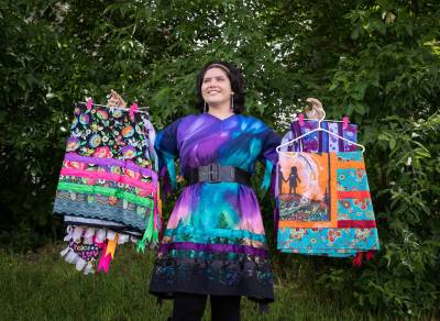 JESSICA LEE / WINNIPEG FREE PRESS
Sasha Gosselin started making ribbon skirts in March and now has a dozen to lend out.