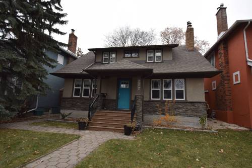 Photos by Todd Lewys / Winnipeg Free Press
                                This River Heights home possesses a perfect combination of character, livability and modern upgrades.