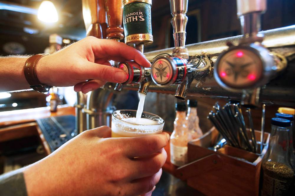 JOHN WOODS / WINNIPEG FREE PRESS FILES
                                Bill 7, the Liquor, Gaming and Cannabis Control Amendment Act, would eliminate liquor licence categories set out under the act and could allow businesses that serve liquor to operate with fewer regulations.