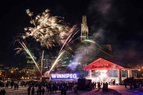 MIKE SUDOMA / WINNIPEG FREE PRESS FILES
                                New Year’s Eve fireworks at The Forks