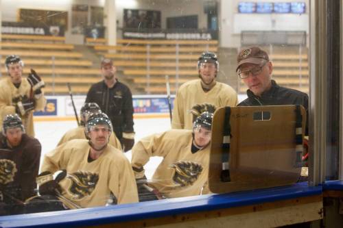 Sirant led the Bisons to 21 playoff appearances, two trips to the national championship and won three conference coach-of-the-year awards since taking the head coaching reins in 1992-93. (Mike Deal / Winnipeg Free Press)