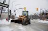 A snowplow on Henderson Highway in 2022. (Jessica Lee / Winnipeg Free Press files)