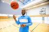 MIKAELA MACKENZIE / FREE PRESS
                                Jarred Ogungbemi-Jackson is home from playing pro basketball in Europe and considering joining the Winniped Sea Bears for the upcoming season.