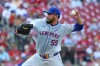 New York Mets starting pitcher Sean Manaea throws during the seventh inning of a baseball game against the St. Louis Cardinals, Monday, Aug. 5, 2024, in St. Louis. (AP Photo/Scott Kane)