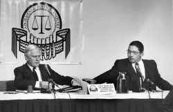 (Dave Johnson / Free Press files) 
Commissioner Murray Sinclair (right) with commissioner Alvin Hamilton for the Aboriginal Justice Inquiry, pictured in November 1989.