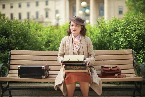 Gracieuseté
                                C&rsquo;est toujours Romane Denis qui incarne Gabrielle Roy dans cette saison 3.
                                Supplied
                                Gabrielle Roy