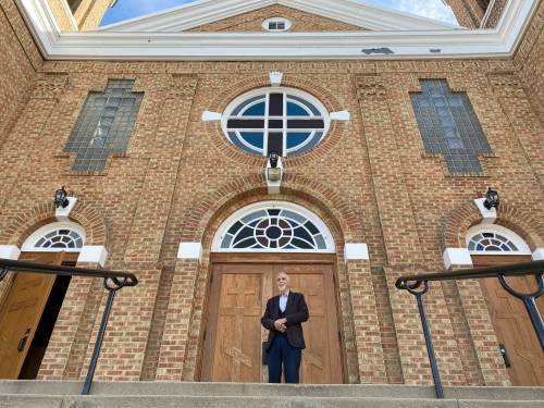 SHELDON BIRNIE / COMMUNITY REVIEW
                                Eugene Hyworon, co-chair of St. Mary the Protectress Ukrainian Orthodox Cathedral&rsquo;s centennial celebration, says the church was surrounded by &lsquo;wilderness&rsquo; when it was on the outskirts past city limits.