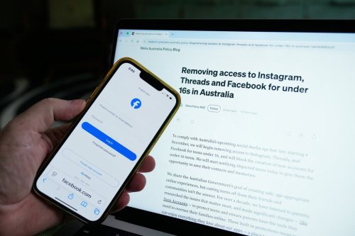 A logon screen for Facebook and the new Meta policy are photographed in Sydney, Australia, Thursday, Nov. 20, 2025. (AP Photo/Rick Rycroft)