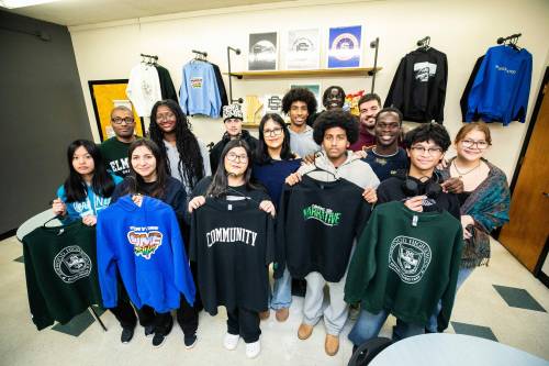 MIKAELA MACKENZIE / FREE PRESS
                                Students with the Elmwood Supply Company store/products at Elmwood High School on Tuesday, Feb. 3, 2026. Elmwood Supply Company is a student-led clothing and keepsake brand designed to help fight negative stereotypes about the Elmwood neighbourhood. For Eva story. Free Press 2026
