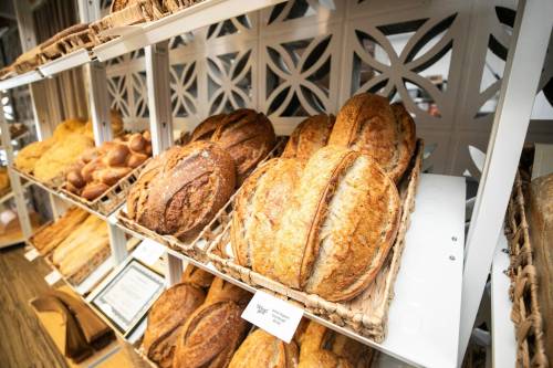 MIKAELA MACKENZIE / FREE PRESS
                                Retail bake shop The Bread Box opened this week, and was started by the people behind the Fort Garry Hotel featuring items that are typically baked for hotel guests.